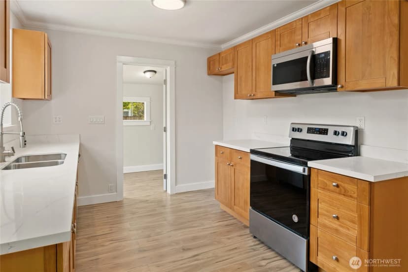 Property photo for 9009 Dolly Madison Street Sw, Lakewood photo 12