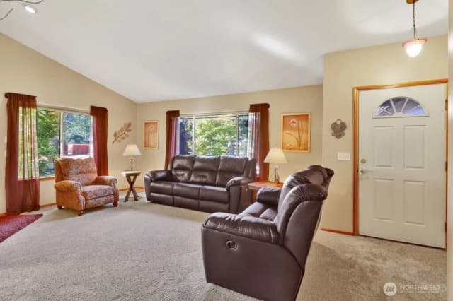 Property photo for 5350 Kaitlyn Court, Bellingham photo 5