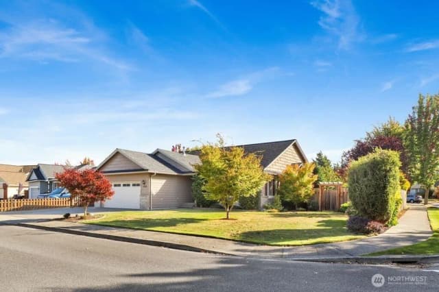 Property photo for 5350 Kaitlyn Court, Bellingham photo 2