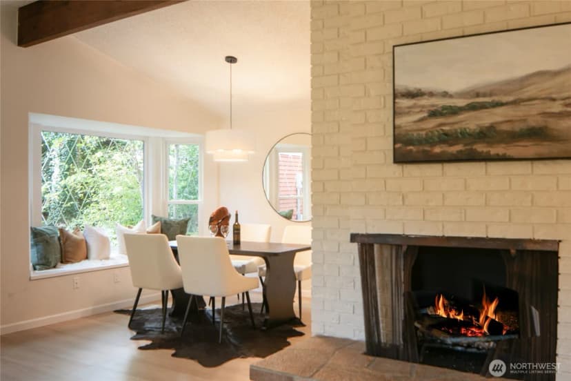 Property photo for 2806 Ne 177th Place, Lake Forest Park photo 8