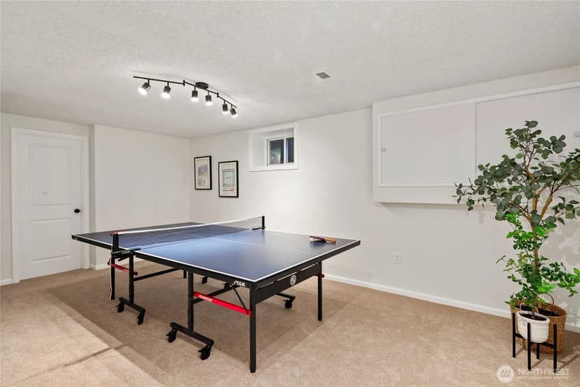 Property photo for 2806 Ne 177th Place, Lake Forest Park photo 18