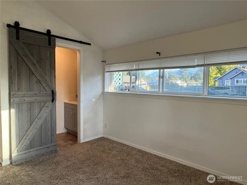 Property photo for 625 S Emens, Darrington photo 17
