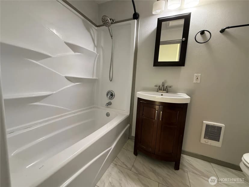 Property photo for 625 S Emens, Darrington photo 15