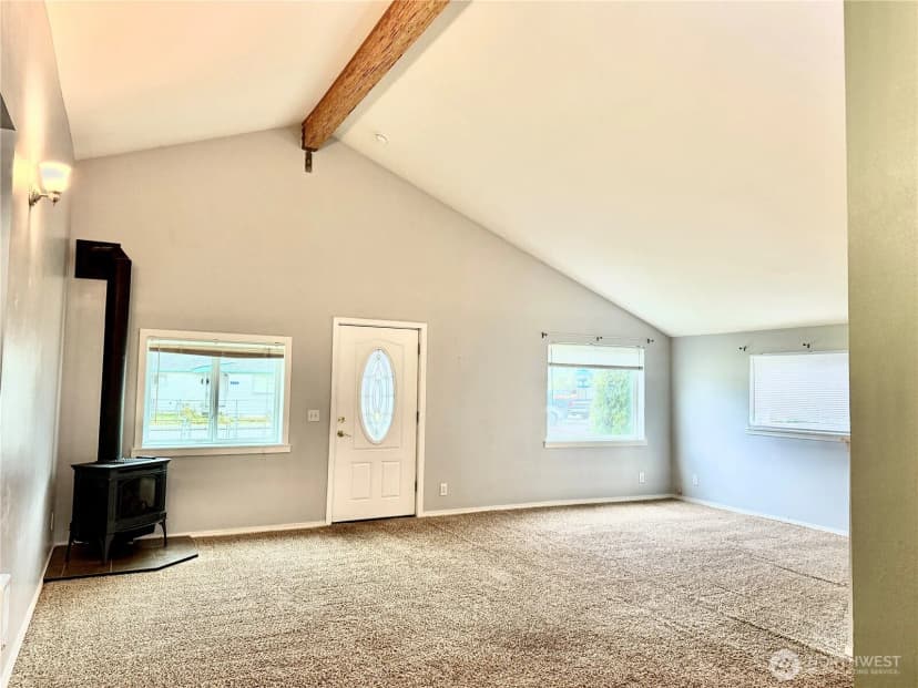 Property photo for 625 S Emens, Darrington photo 7