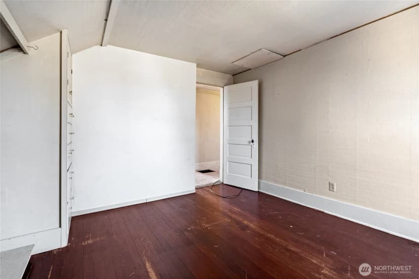Property photo for 1118 Thompson Street, Sumner photo 25