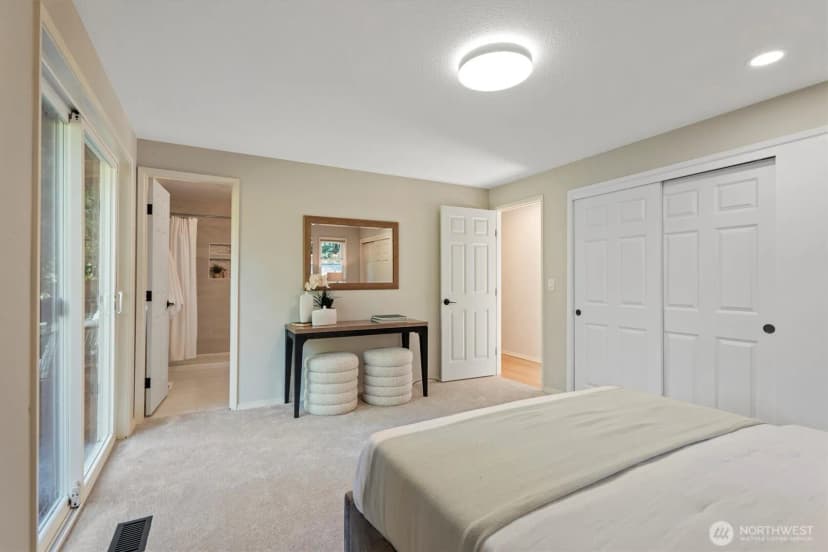 Property photo for 10824 Se 23rd Street, Bellevue photo 16