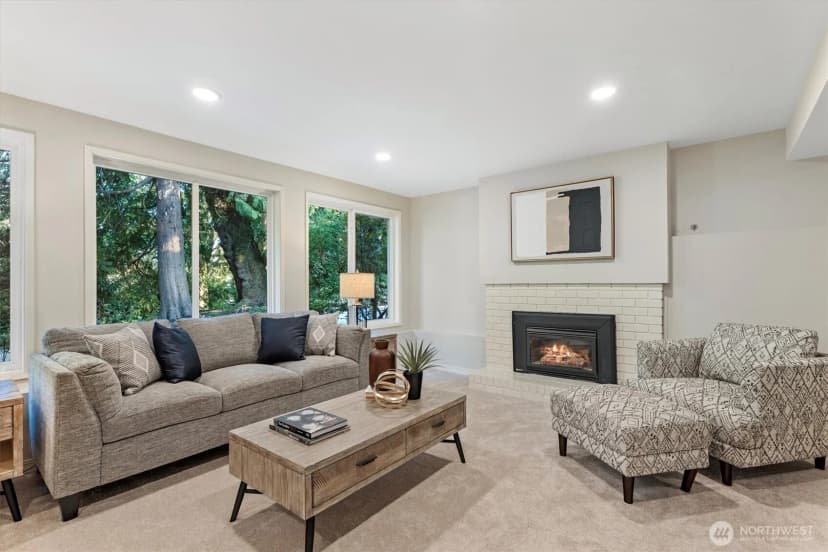 Property photo for 10824 Se 23rd Street, Bellevue photo 25