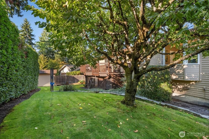 Property photo for 10824 Se 23rd Street, Bellevue photo 34