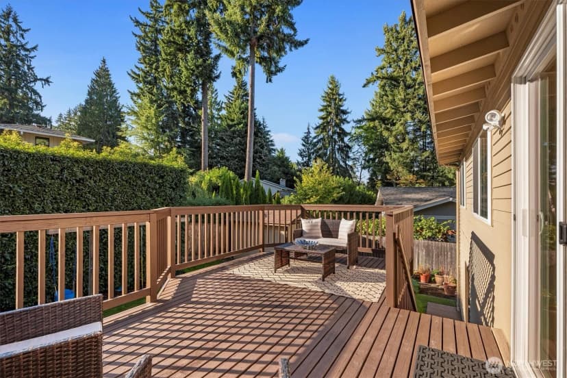 Property photo for 10824 Se 23rd Street, Bellevue photo 31