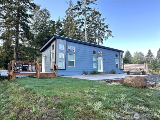 Property photo for 27404 U St, Ocean Park