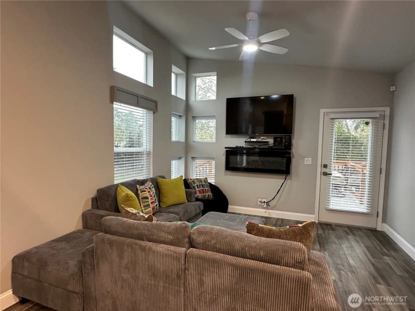 Property photo for 27404 U St, Ocean Park photo 5