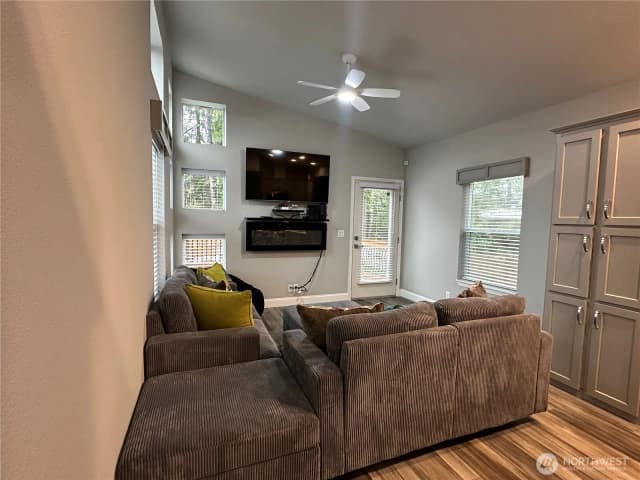 Property photo for 27404 U St, Ocean Park photo 4
