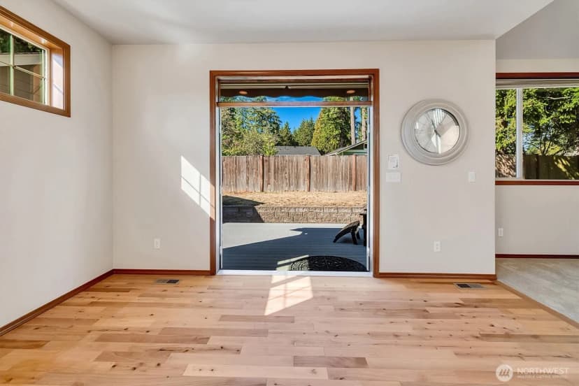 Property photo for 18614 57th Place W, Lynnwood photo 12