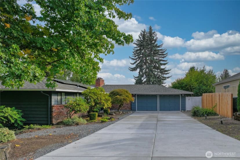 Property photo for 17127 Ne 8th Place, Bellevue