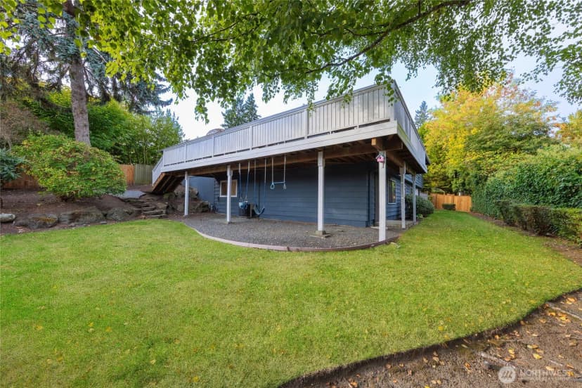 Property photo for 17127 Ne 8th Place, Bellevue photo 28