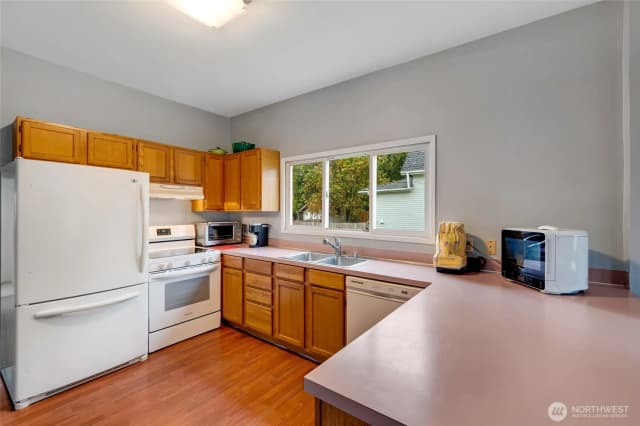 Property photo for 2514 State Street, Everett photo 5
