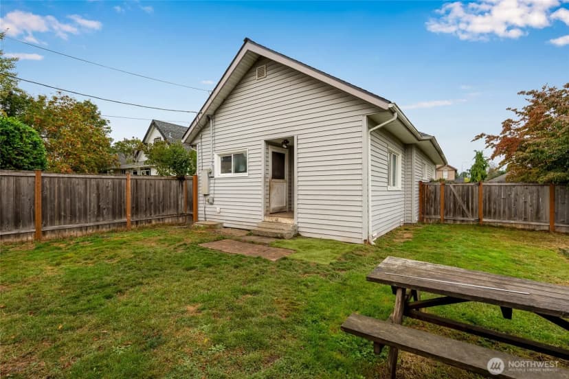 Property photo for 2514 State Street, Everett photo 18