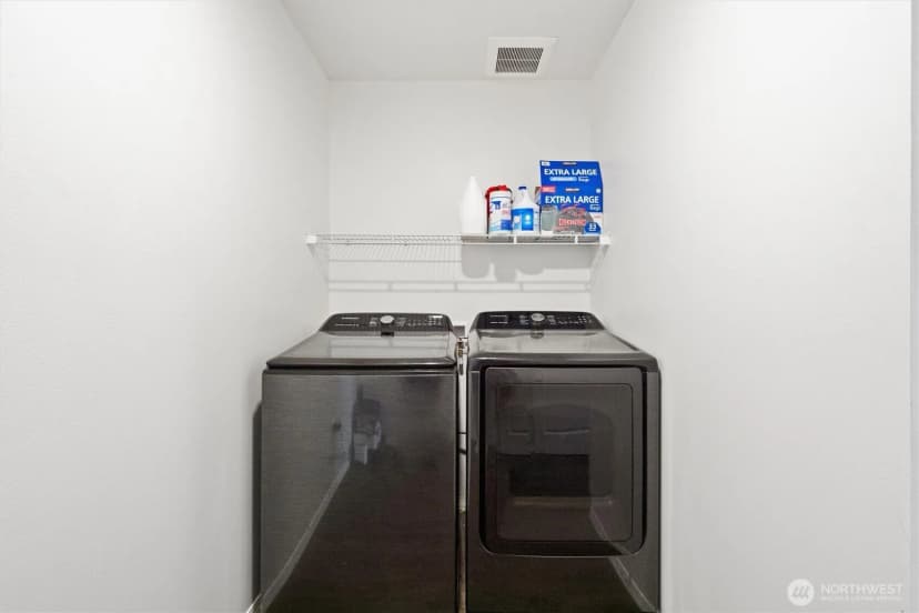Property photo for 90 Parkside Loop, Ephrata photo 33