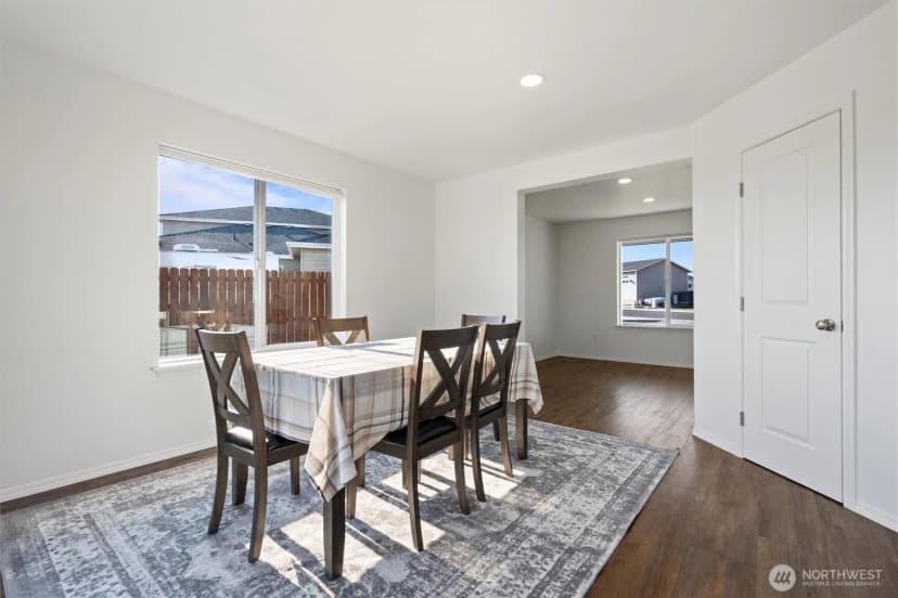Property photo for 90 Parkside Loop, Ephrata photo 16