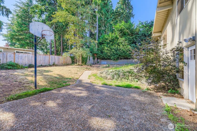 Property photo for 14243 Se 14th Street, Bellevue photo 25