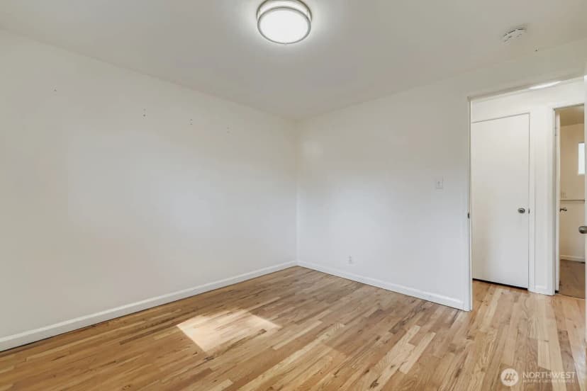 Property photo for 14243 Se 14th Street, Bellevue photo 17