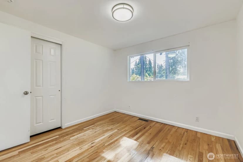 Property photo for 14243 Se 14th Street, Bellevue photo 16