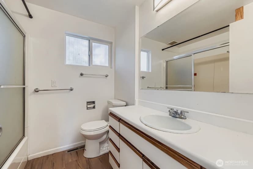 Property photo for 14243 Se 14th Street, Bellevue photo 14