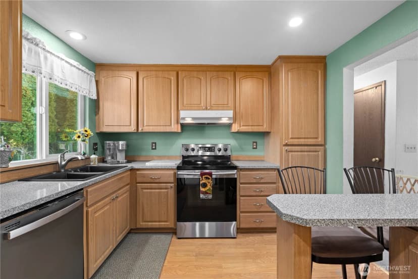 Property photo for 21826 123rd Place Se, Kent photo 10