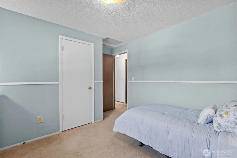 Property photo for 21826 123rd Place Se, Kent photo 20