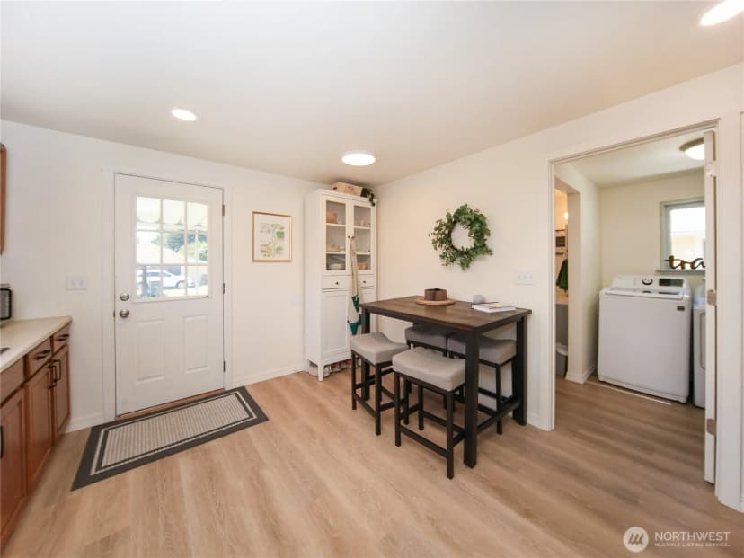 Property photo for 318 S French Avenue, Arlington photo 7