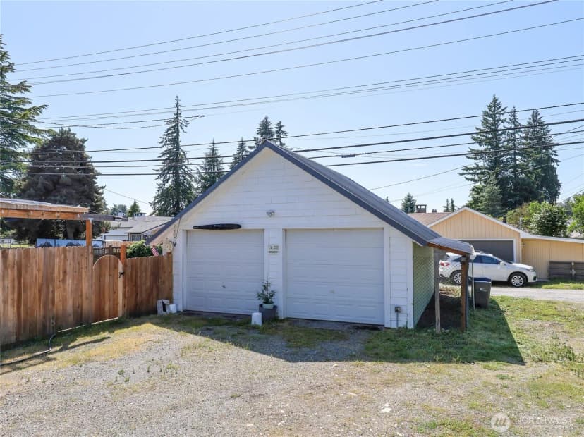 Property photo for 318 S French Avenue, Arlington photo 13