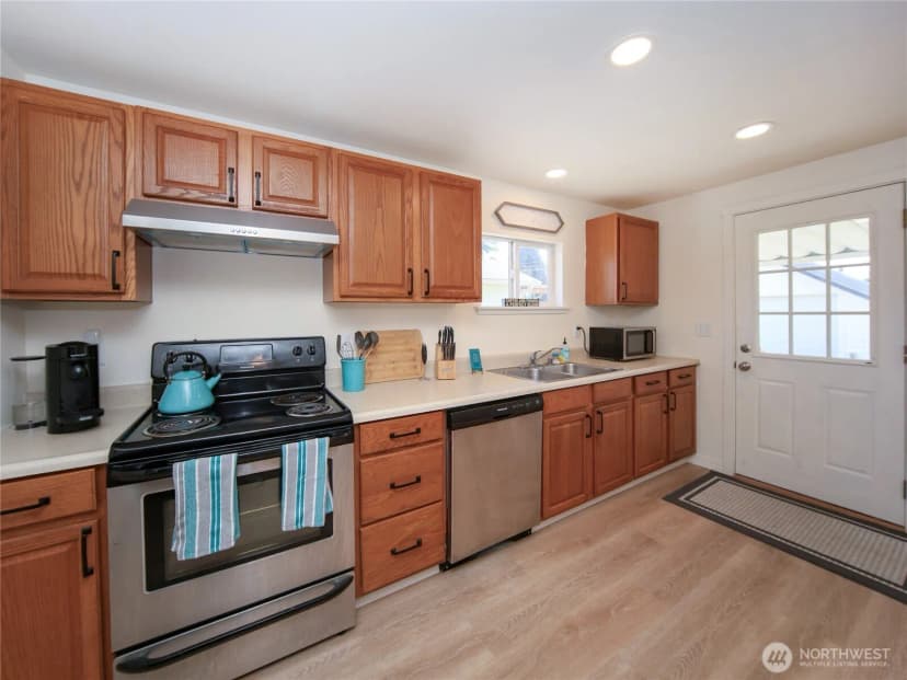 Property photo for 318 S French Avenue, Arlington photo 6