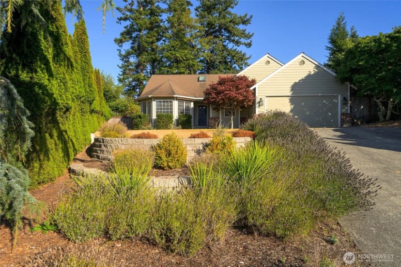 Property photo for 4503 Camano Place, Anacortes photo 2