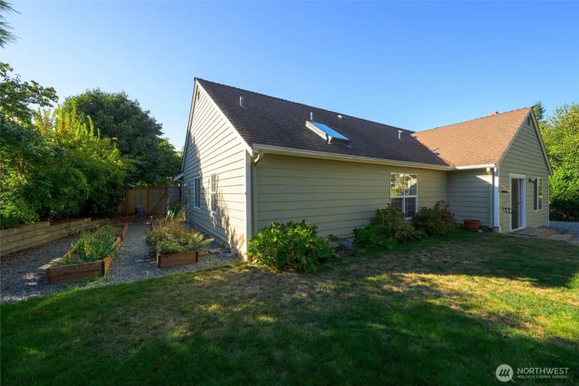 Property photo for 4503 Camano Place, Anacortes photo 34