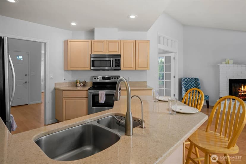 Property photo for 4503 Camano Place, Anacortes photo 13