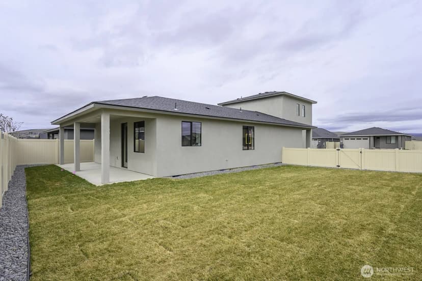 Property photo for 1012 Ne 9th Avenue, Ephrata photo 16