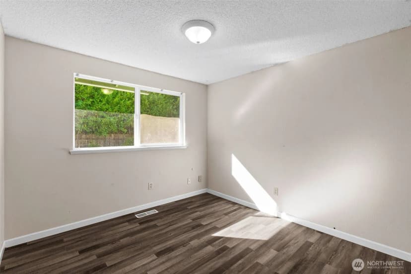 Property photo for 1405 Brandon Court Ne, Olympia photo 10