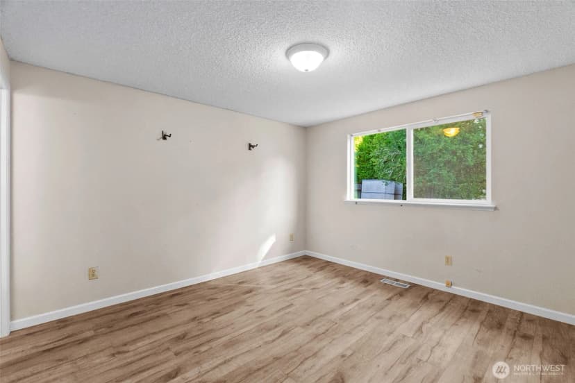 Property photo for 1405 Brandon Court Ne, Olympia photo 13