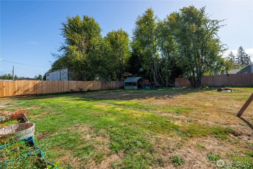 Property photo for 2320 E 5th Avenue, Port Angeles photo 31