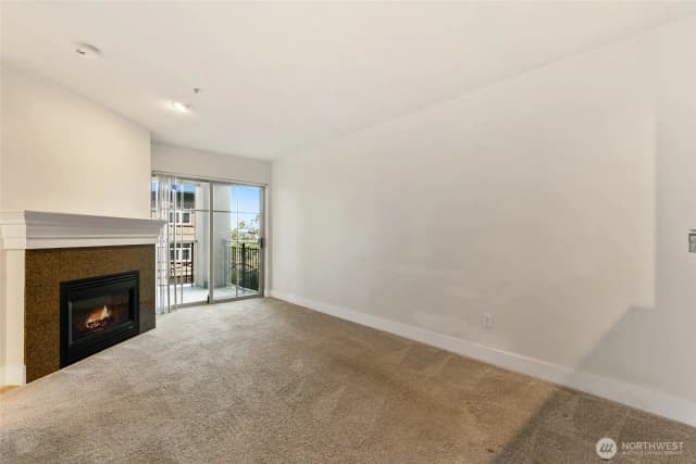 Property photo for 123 Queen Anne Avenue N #304, Seattle photo 4
