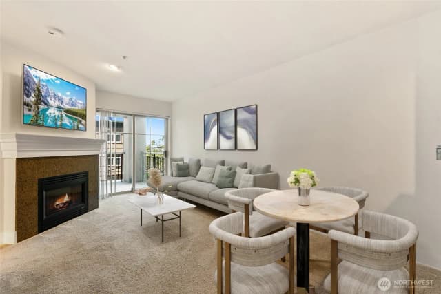 Property photo for 123 Queen Anne Avenue N #304, Seattle photo 3