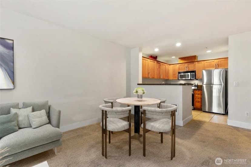 Property photo for 123 Queen Anne Avenue N #304, Seattle photo 11
