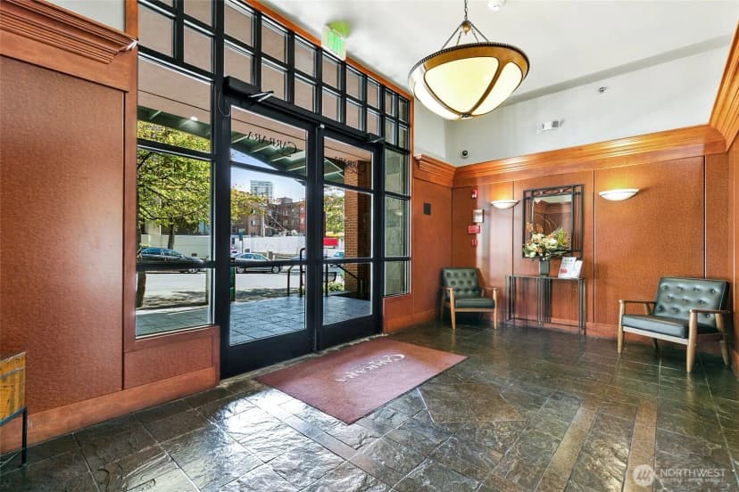 Property photo for 123 Queen Anne Avenue N #304, Seattle photo 2