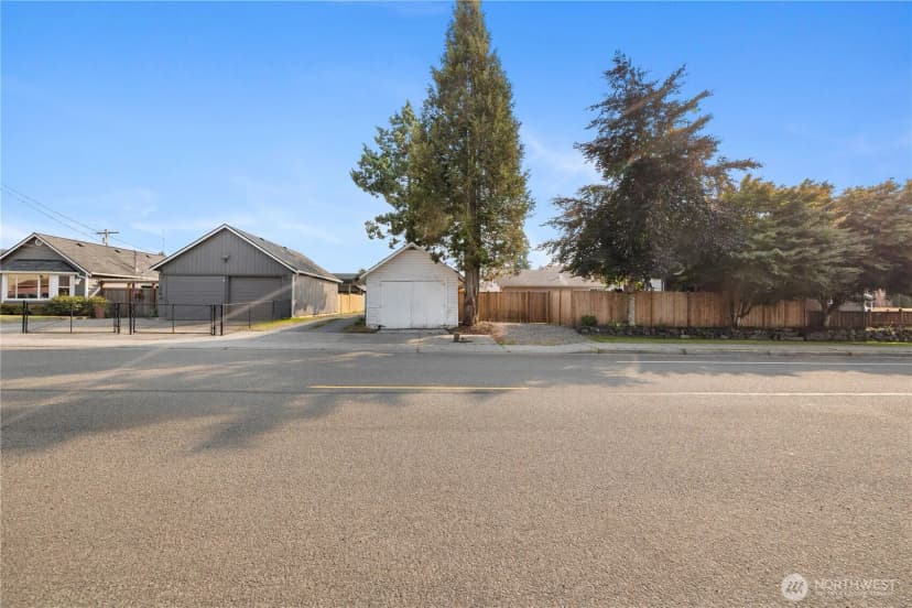 Property photo for 201 S Kentucky Avenue, Granite Falls photo 28