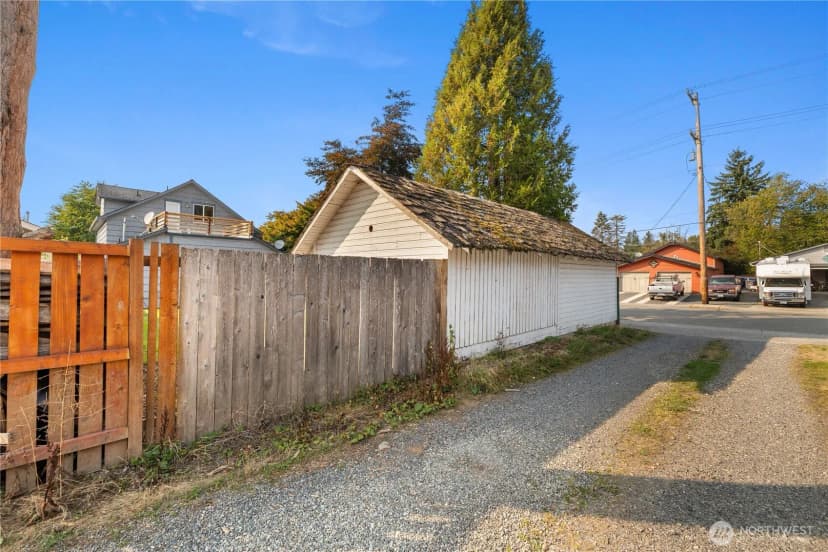Property photo for 201 S Kentucky Avenue, Granite Falls photo 29