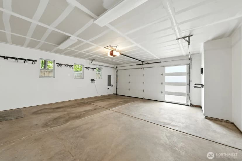 Property photo for 9120 38th Avenue Ne, Seattle photo 34