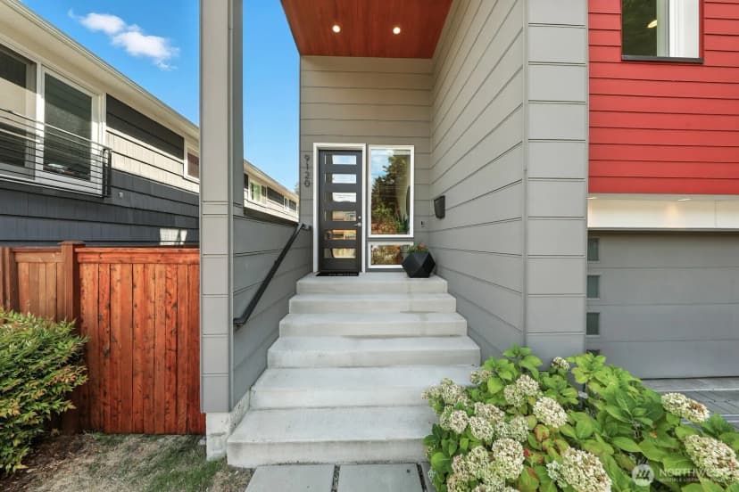 Property photo for 9120 38th Avenue Ne, Seattle photo 2