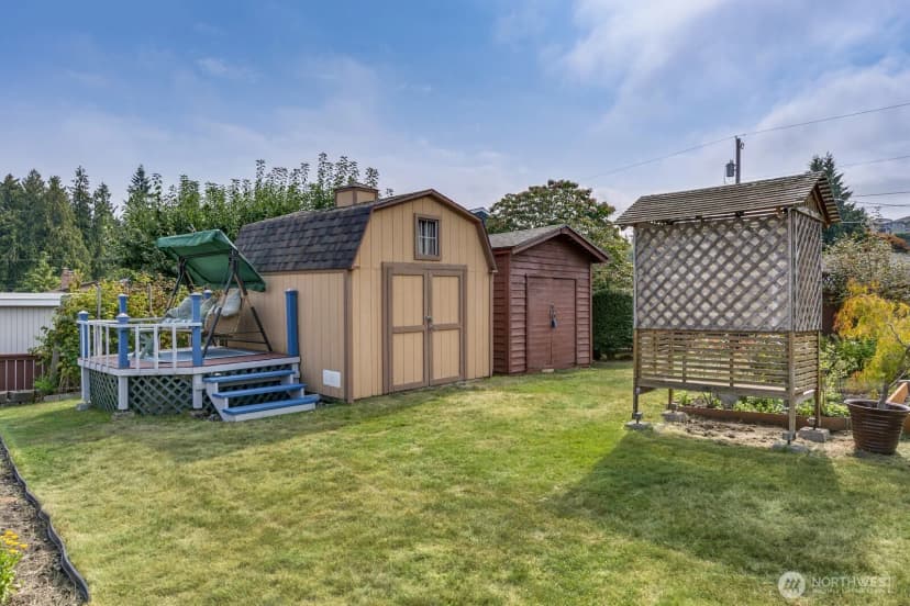 Property photo for 1719 Bailey Avenue, Everett photo 31
