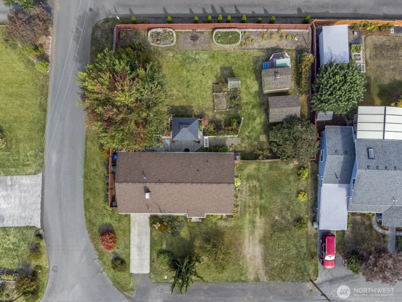 Property photo for 1719 Bailey Avenue, Everett photo 2
