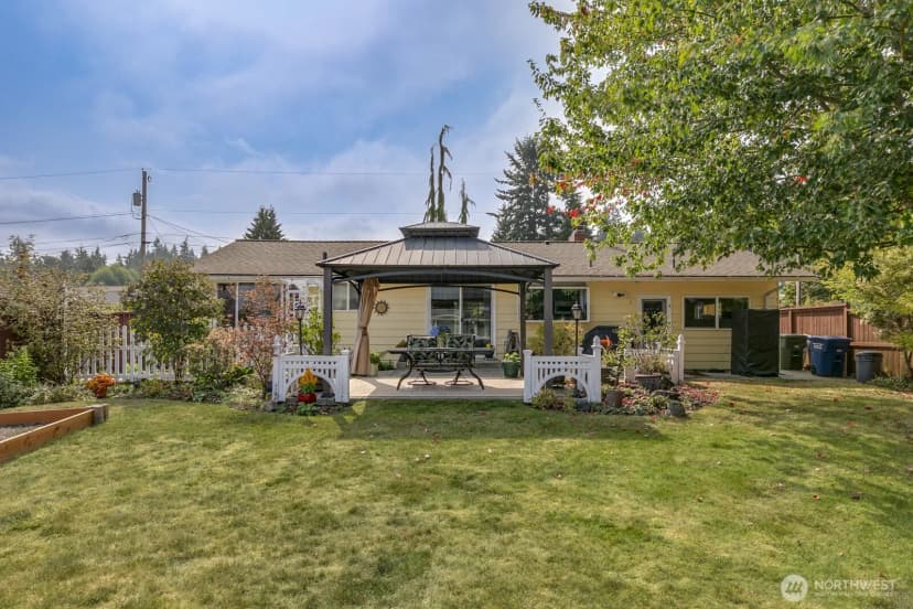 Property photo for 1719 Bailey Avenue, Everett photo 30